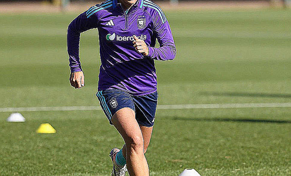 Lisandro Martínez và vết nứt phòng thay đồ Manchester United: Lời giải thích không hàn nổi lòng tin