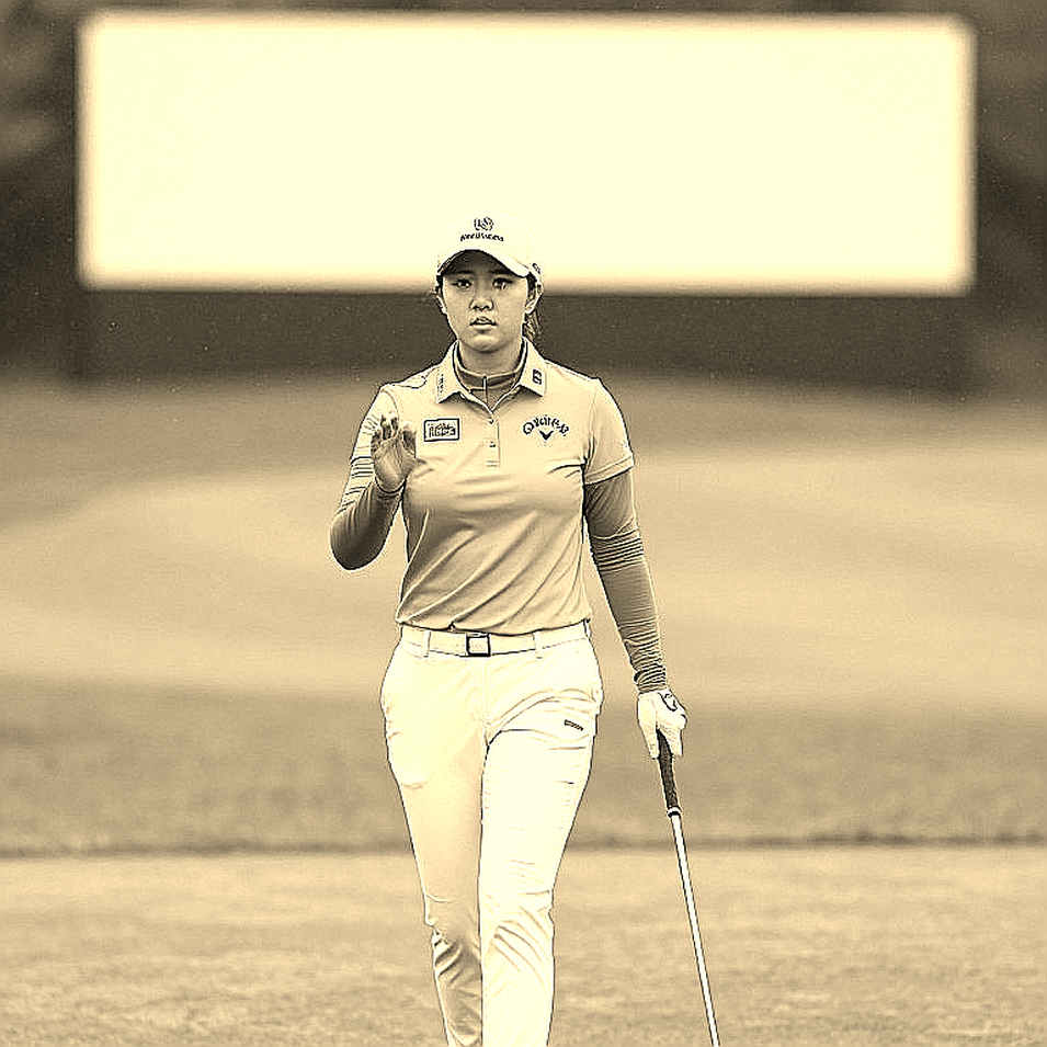Caddie bỏ ngang giữa vòng 2: Alejandro Tosti, +1 và nguy cơ cắt loại