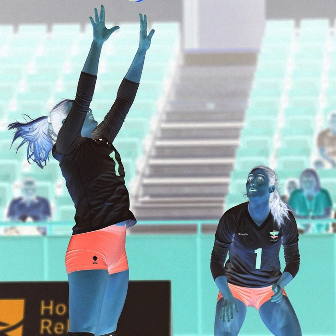 Efeler và vết nứt cuối set: Thổ Nhĩ Kỳ gục ngã 1-3 trước Romania, hy vọng EuroVolley dồn vào trận cuối
