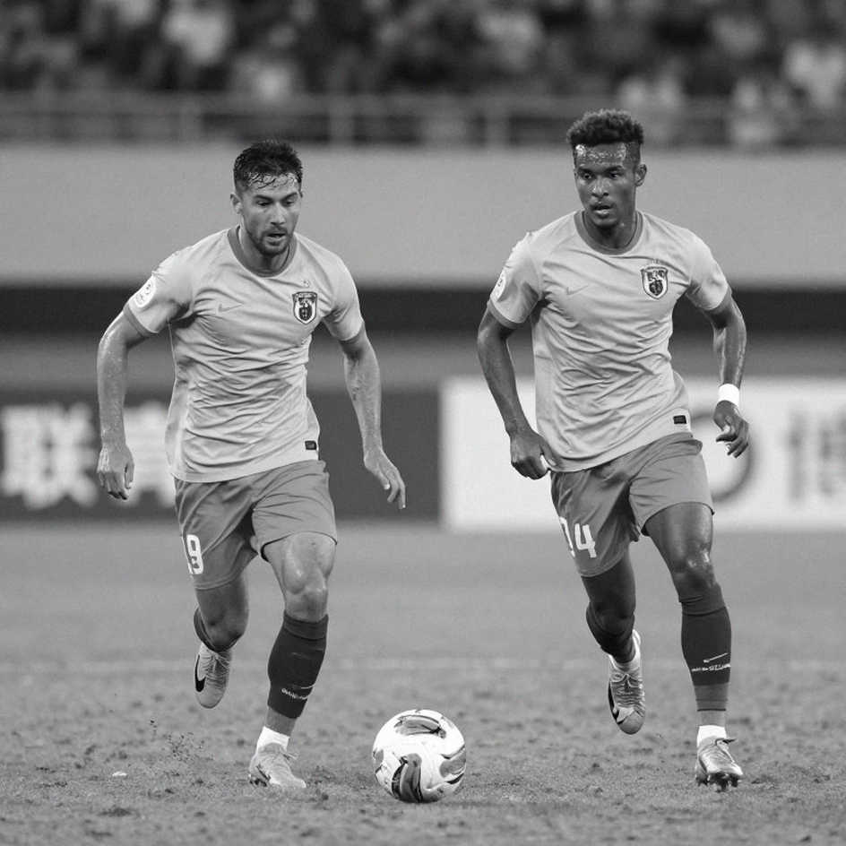 Harry Kane và 100 bàn sau 98 trận: Khi người im lặng trả lời cuộc đua Quả bóng Vàng