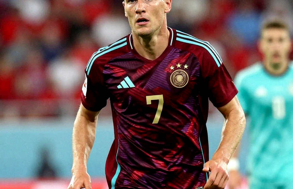 Isaac Babadi và thương vụ cho mượn kèm mua đứt của PSV: Mức phí giấu kín và bài toán của một tài năng dư thừa