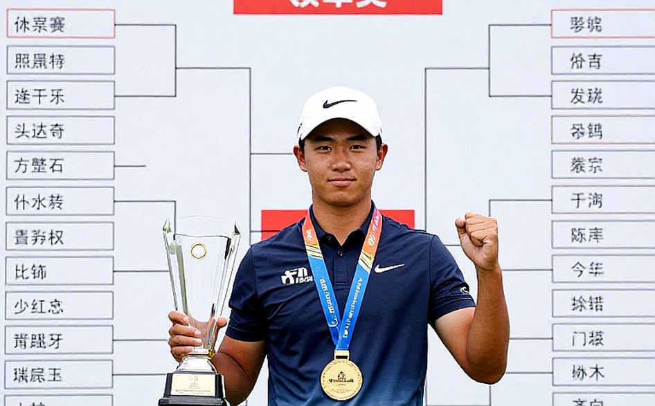 Khi Dữ Liệu Golf Trống: Vì Sao "Không Đủ Thông Tin Để Đánh Giá" Là Câu Trả Lời Trung Thực Nhất