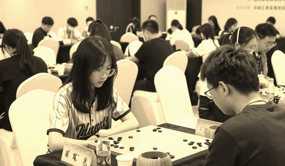 ChessBase Magazine #225: khoảng trống giữa tiêu đề Salesforce và phần thân bài ChessBase Magazine #225: khoảng trống giữa tiêu đề Salesforce và phần thân bài
