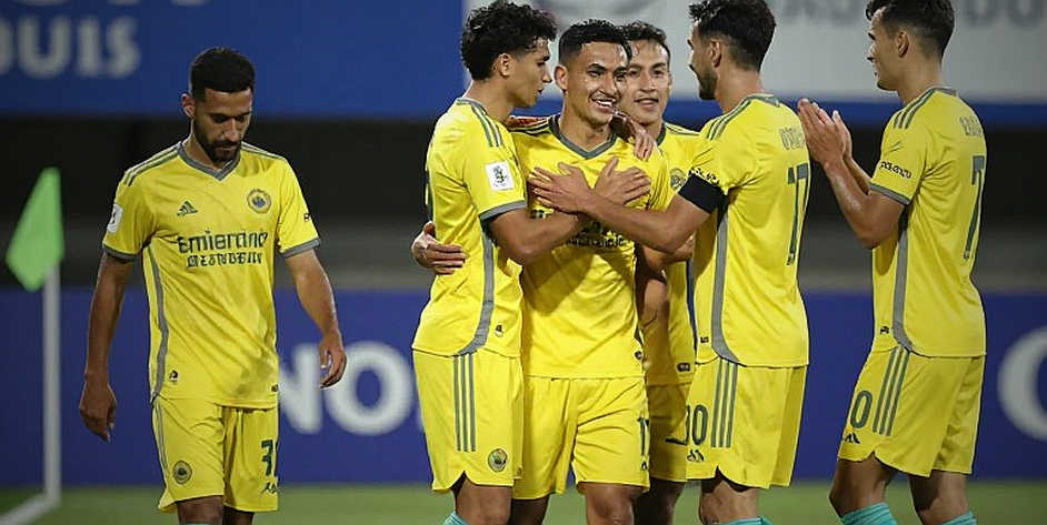 V.League và VAR: Khi tranh cãi đổi phòng, không biến mất