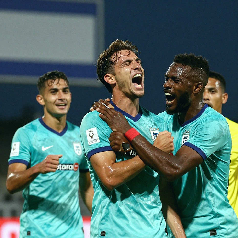 Khoảng trống dữ liệu chuyển nhượng V.League: Không thiếu tin, thiếu thứ ký được tên Khoảng trống dữ liệu chuyển nhượng V.League: Không thiếu tin, thiếu thứ ký được tên