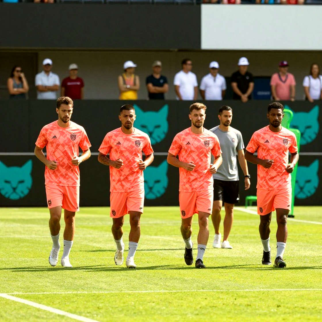 Bữa tối bốn người của Mbappé: một câu đùa, và chỗ trống trong phòng thay đồ Pháp Bữa tối bốn người của Mbappé: một câu đùa, và chỗ trống trong phòng thay đồ Pháp